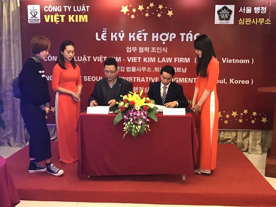 Việt Kim ký kết hợp tác với Hãng luật Seoul Administror, Hàn Quốc